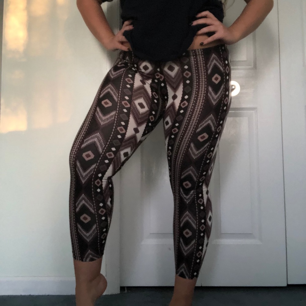 NWOT Pattern Leggings